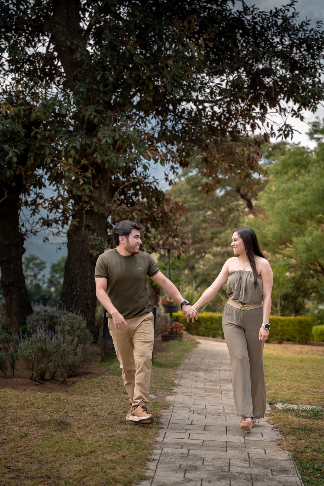 Eduardo Marroquin y Michelle Guzmán 5